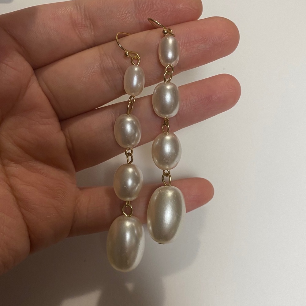 SOLD pearl earring
